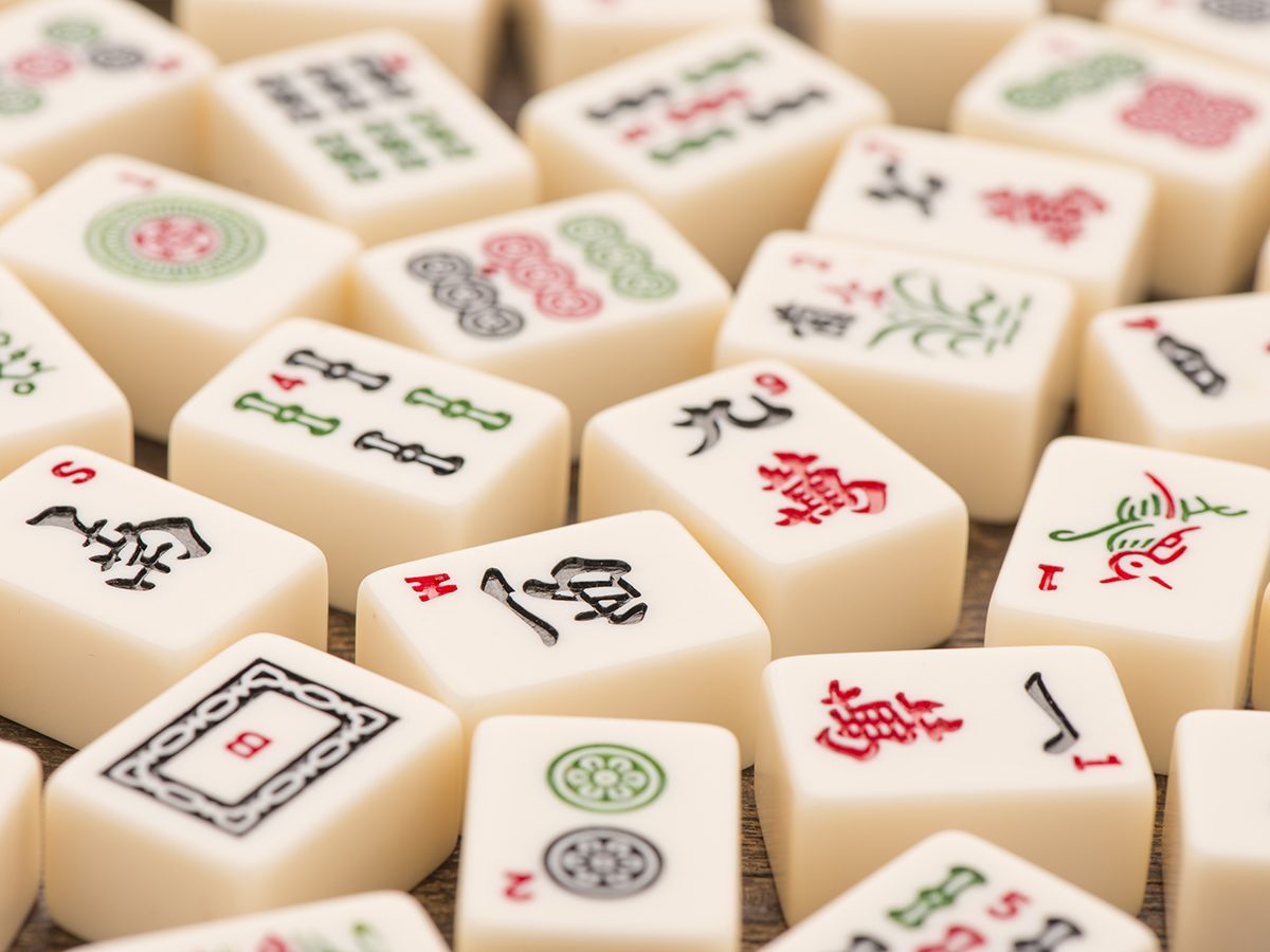 Macao mahjong game